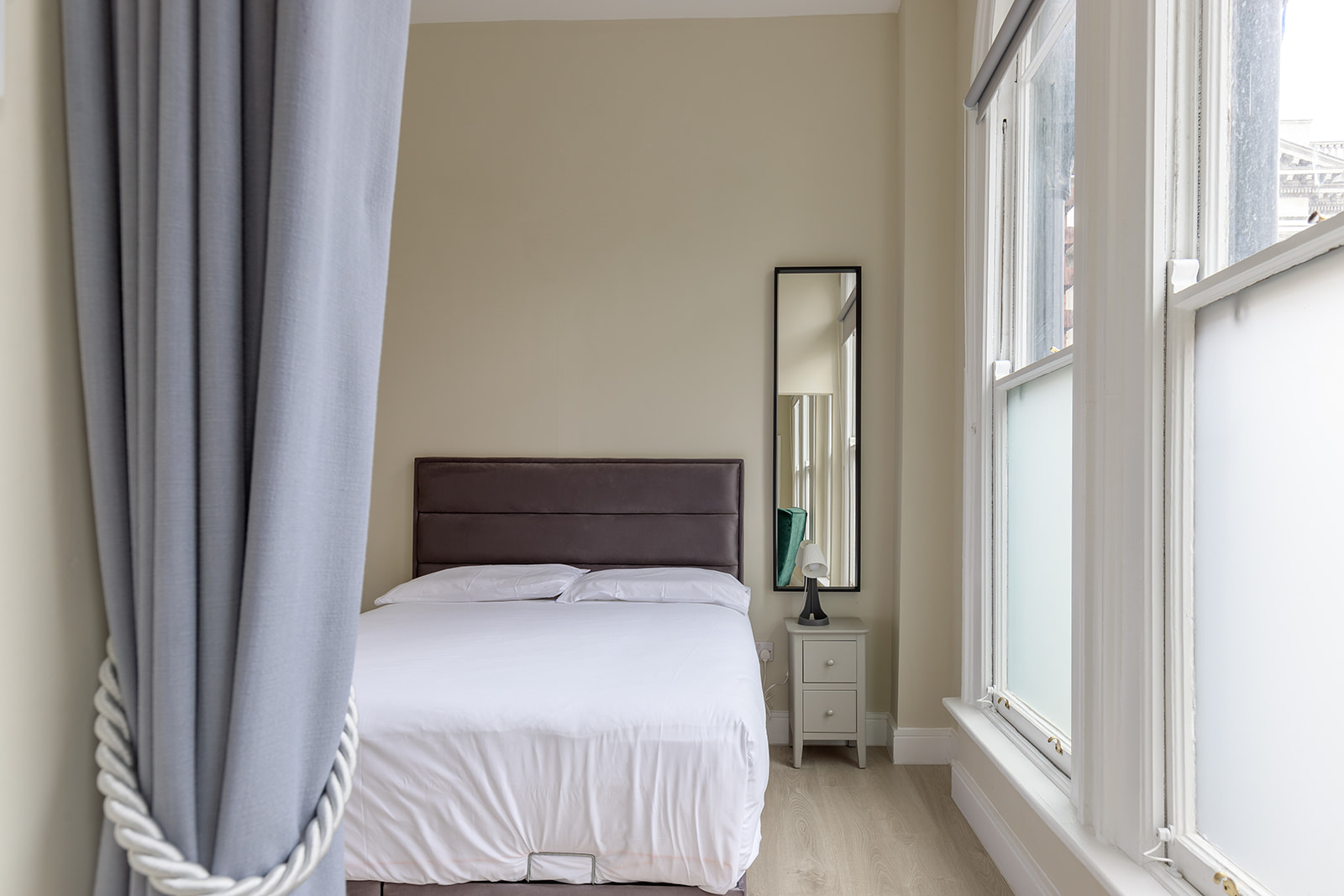 Boutique Apartments with Modern Amenities — Our boutique apartments are tailored to meet the needs of modern travelers. Whether you're staying for a few days or extending your visit, each suite is equipped with everything you need for a comfortable stay - from high-speed Wi-Fi and TVs to fully-equipped kitchens. The stylish decor and spacious layouts make Dublin Castle Suites more than just a place to stay; they're a place to live and relax.